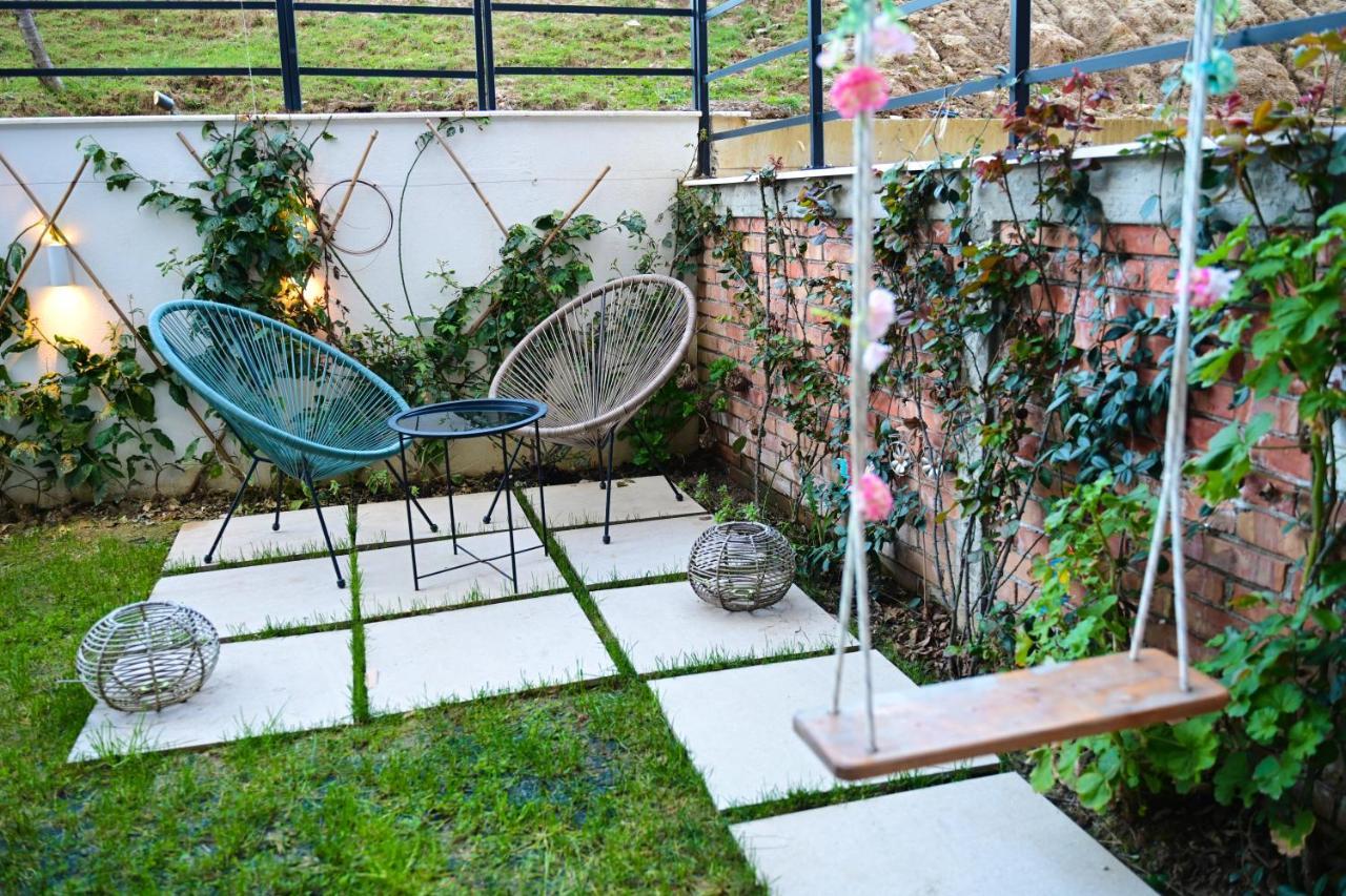 Stylish Two Bedroom House With Private Pool Tirana Kültér fotó